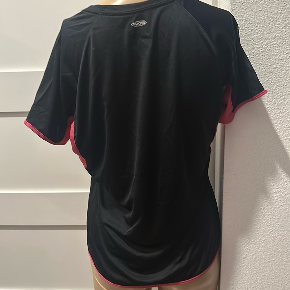Reebok Top - Picture 3 of 13